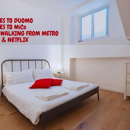 City Centre Apartment - 10 Minutes To Duomo - Free Wifi E Netflix Milano Dış mekan fotoğraf