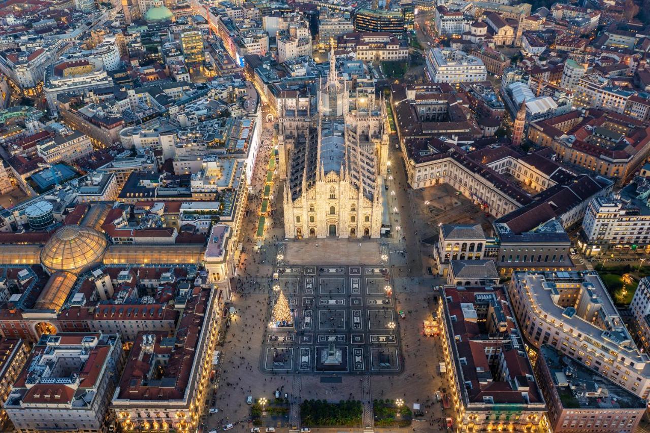 City Centre Apartment - 10 Minutes To Duomo - Free Wifi E Netflix Milano Dış mekan fotoğraf